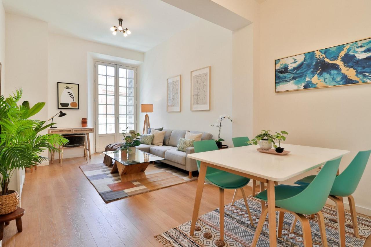 C74 - Marvelous 3 Bedroom Apartment In Historical مالقة المظهر الخارجي الصورة
