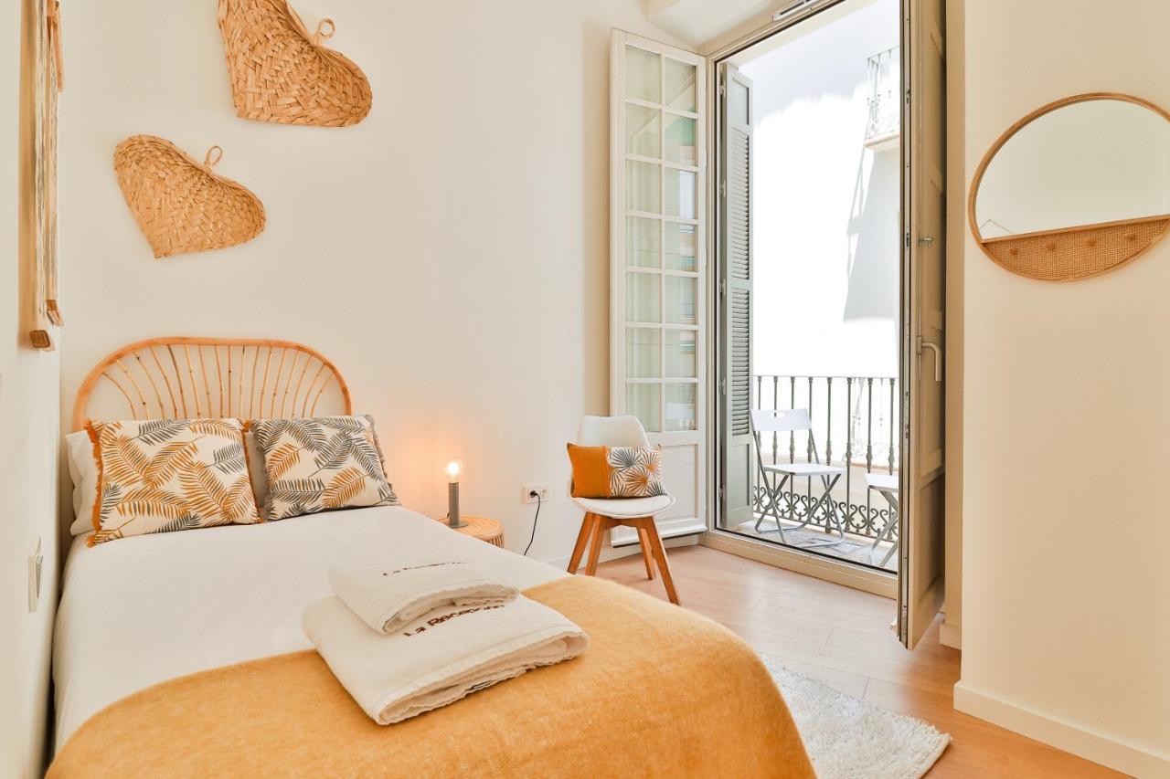 C74 - Marvelous 3 Bedroom Apartment In Historical مالقة المظهر الخارجي الصورة
