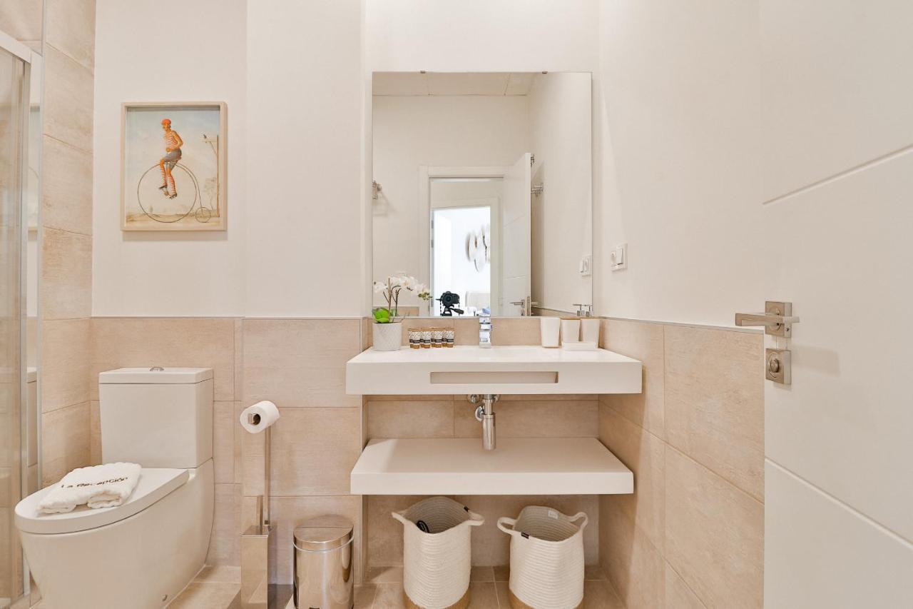 C74 - Marvelous 3 Bedroom Apartment In Historical مالقة المظهر الخارجي الصورة